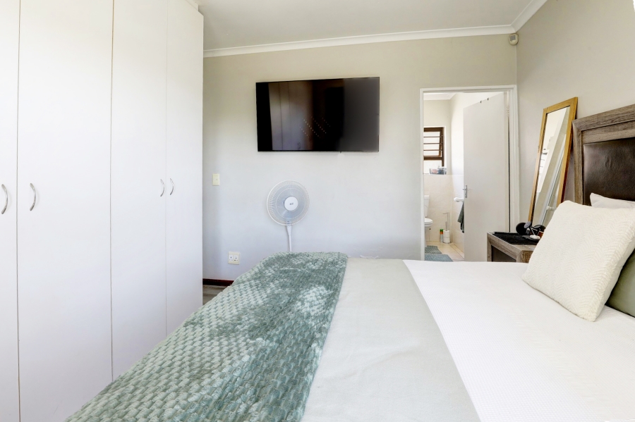 To Let 3 Bedroom Property for Rent in Langeberg Ridge Western Cape